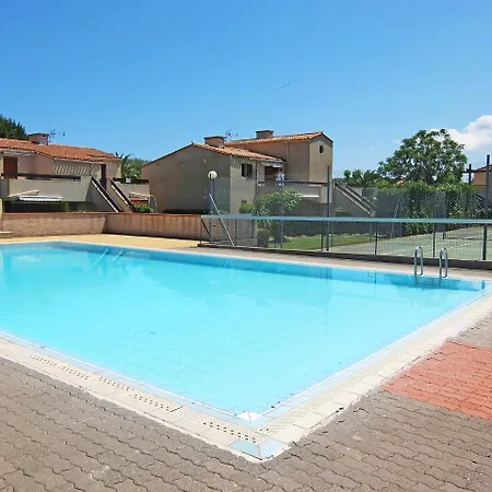 Appartement Tennis Rasidence.1 *