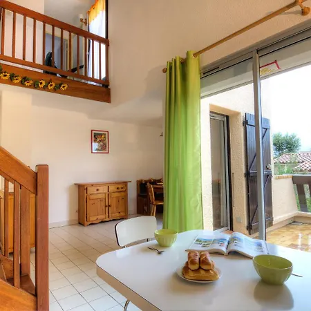 Tennis Rasidence.1 Appartement