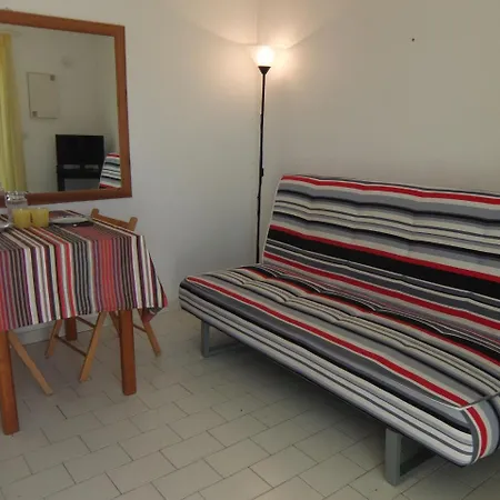 Tennis Rasidence.1 Appartement